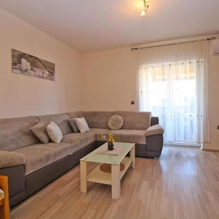 Apartment Spacious With Terrace And Bbq *